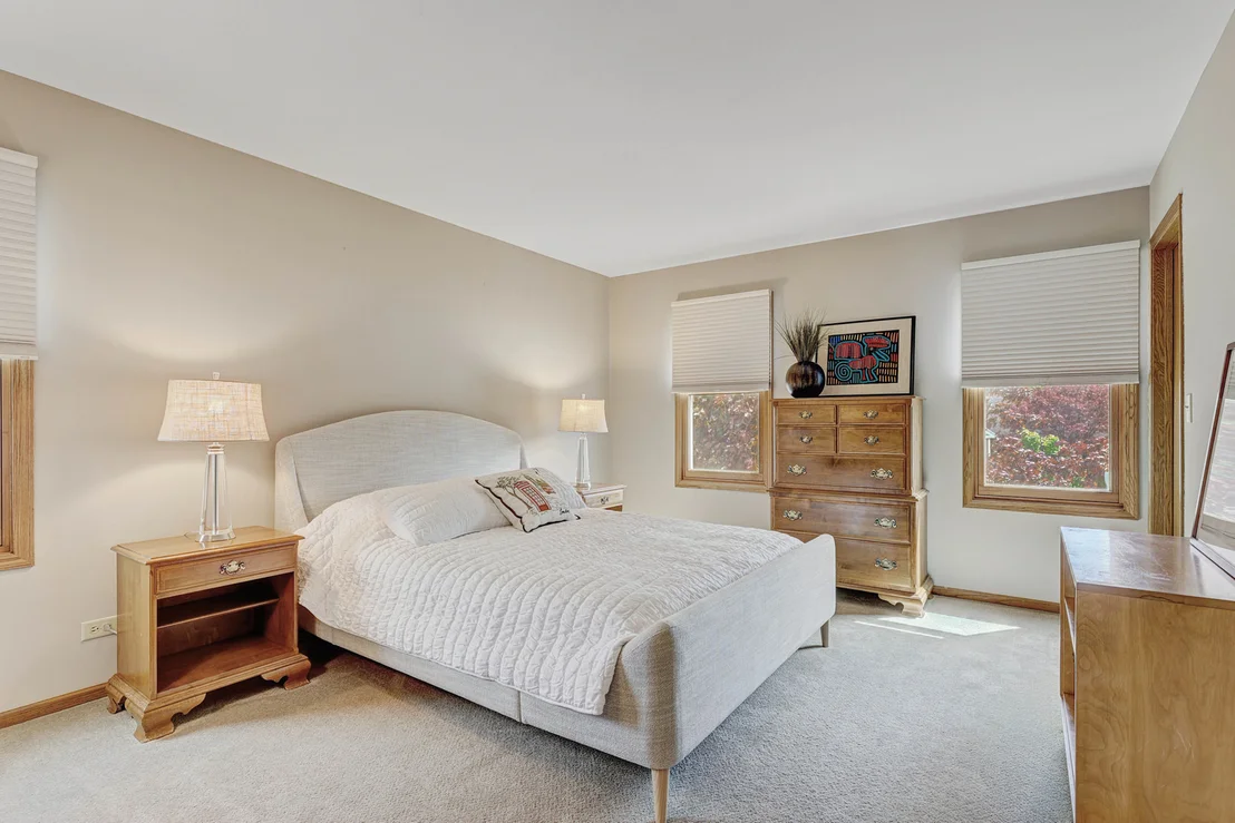 Photo of 4261 Oak Knoll Lane