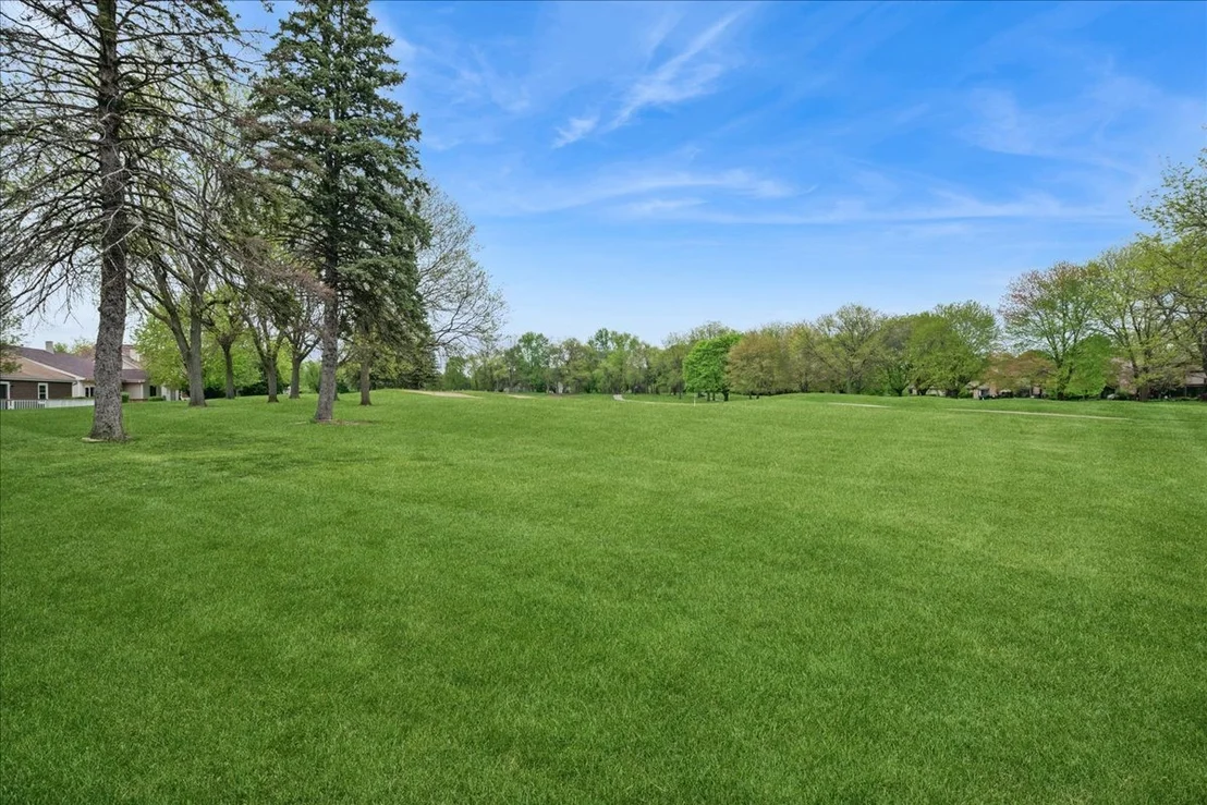 Photo of 569 Rose Lane