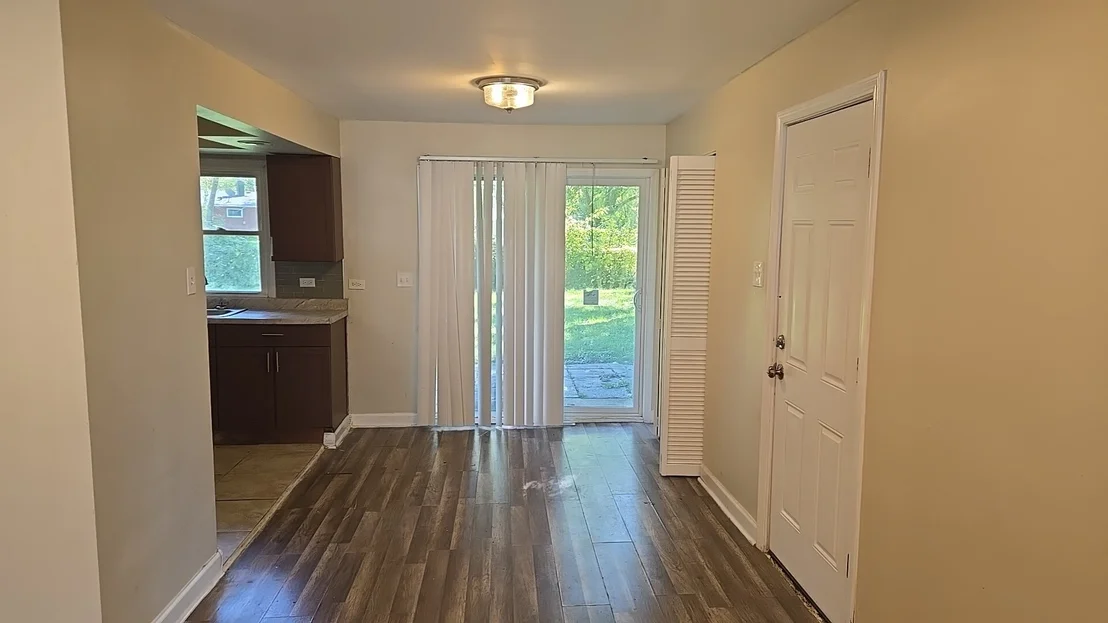 Photo of 15333 Cherry Lane