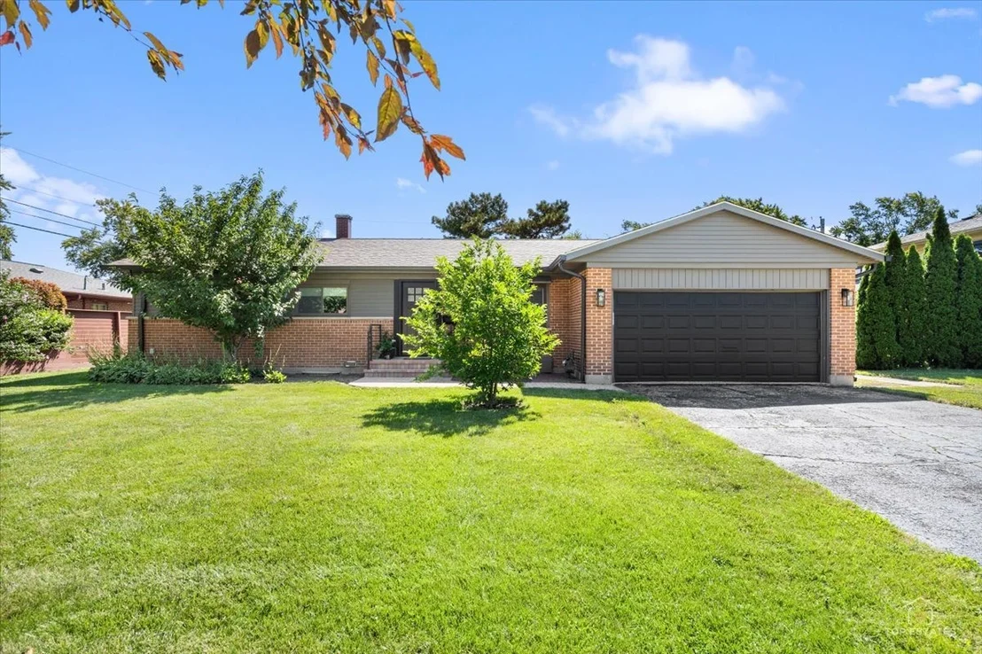 Photo of 875 Horne Terrace
