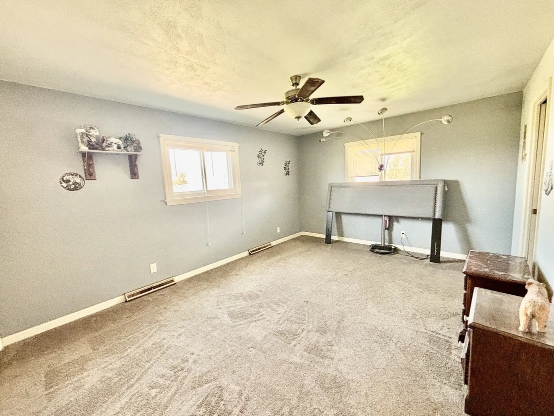 Photo of 1240 S Appleton Road