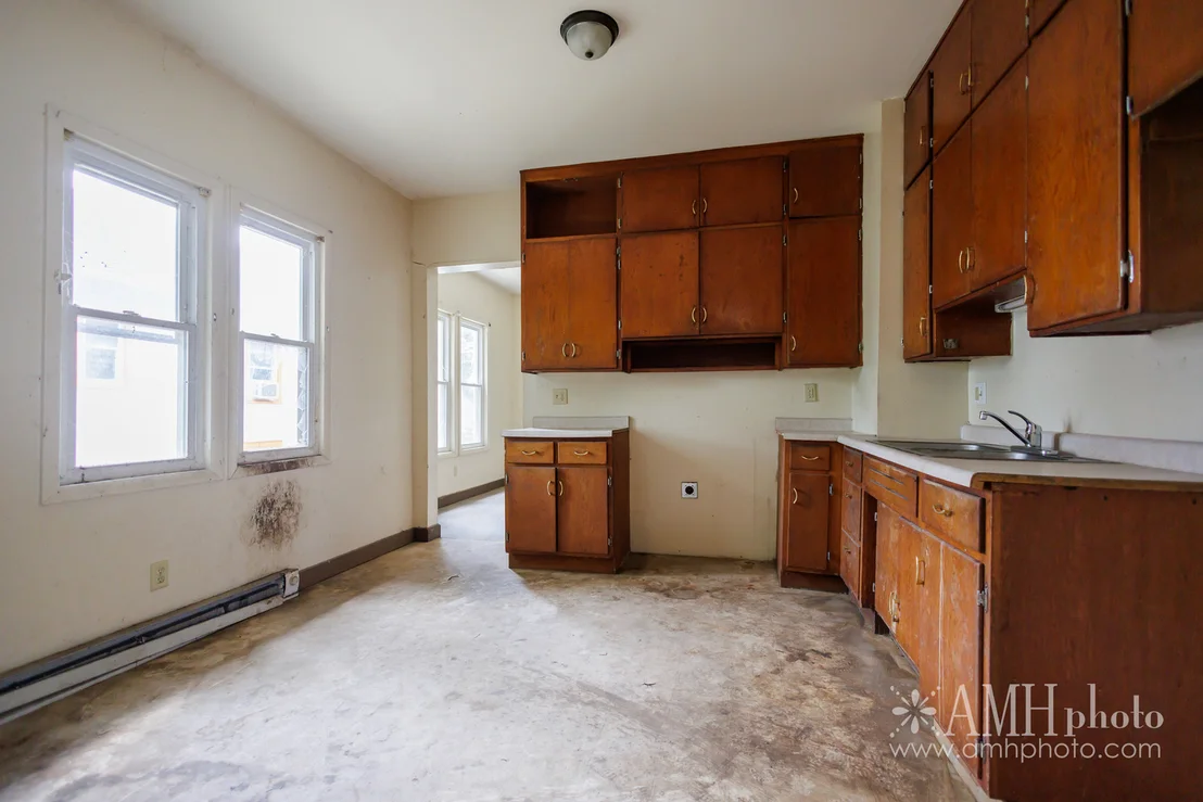 Photo of 360 S ELM Avenue