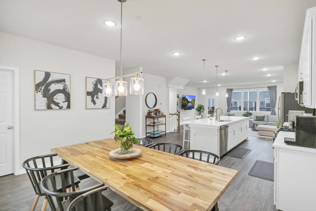 Photo of 2720 Lily Lane