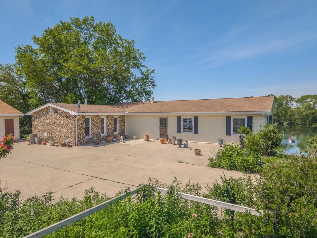 Photo of 2323 Duke Drive
