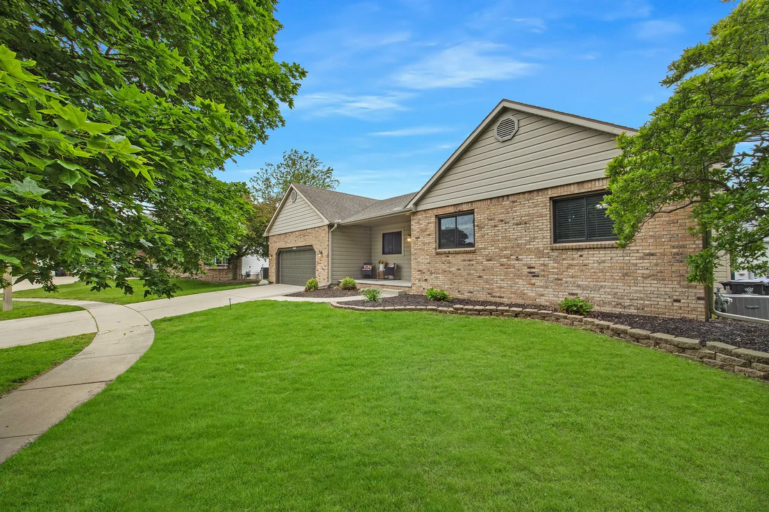 Photo of 1202 Kenneth Drive