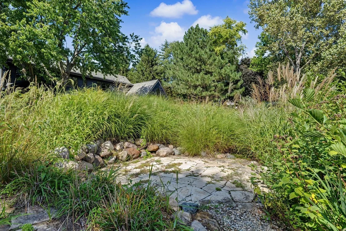 Photo of 2801 Valley Brook Drive