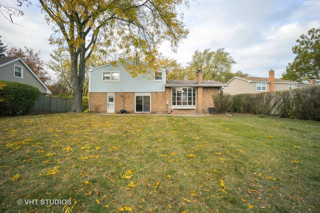 Photo of 3849 Crestwood Drive