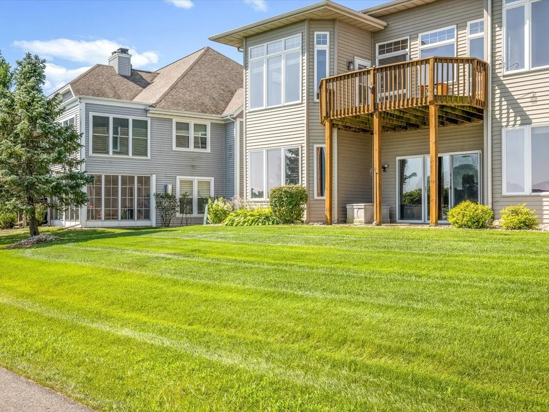 Photo of Unit 0 at 3729 Lakeview Drive