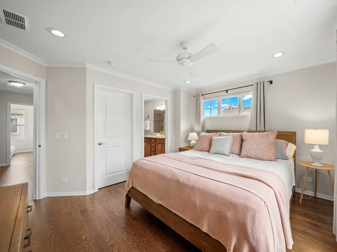 Photo of 400 Concord Court