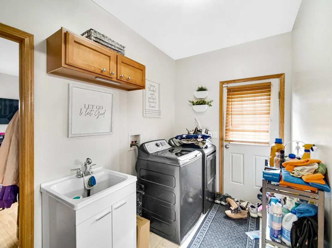 Photo of 23030 Lakeview Estates Boulevard