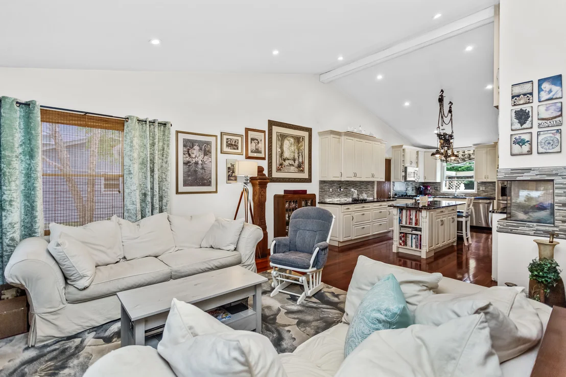 Photo of 795 Springhill Court