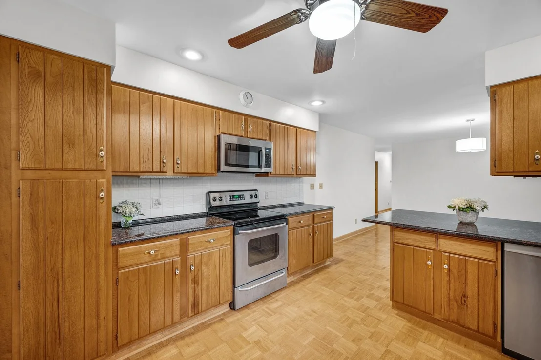 Photo of 221 Hillside Lane