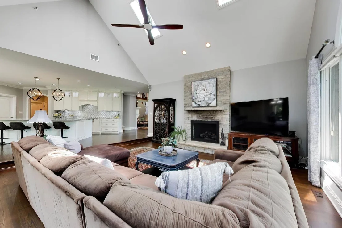 Photo of 4550 Eleanor Drive