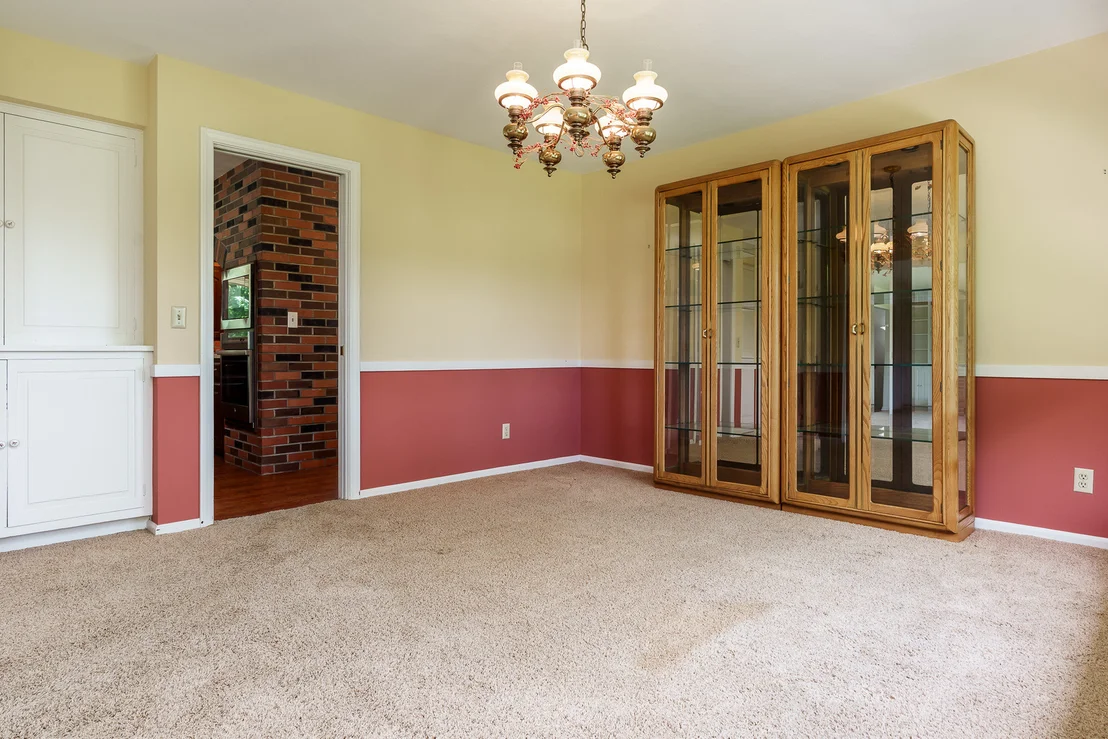 Photo of 7889 Shaw Road