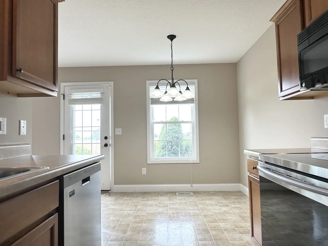 Photo of 2083 Summerfield Lane