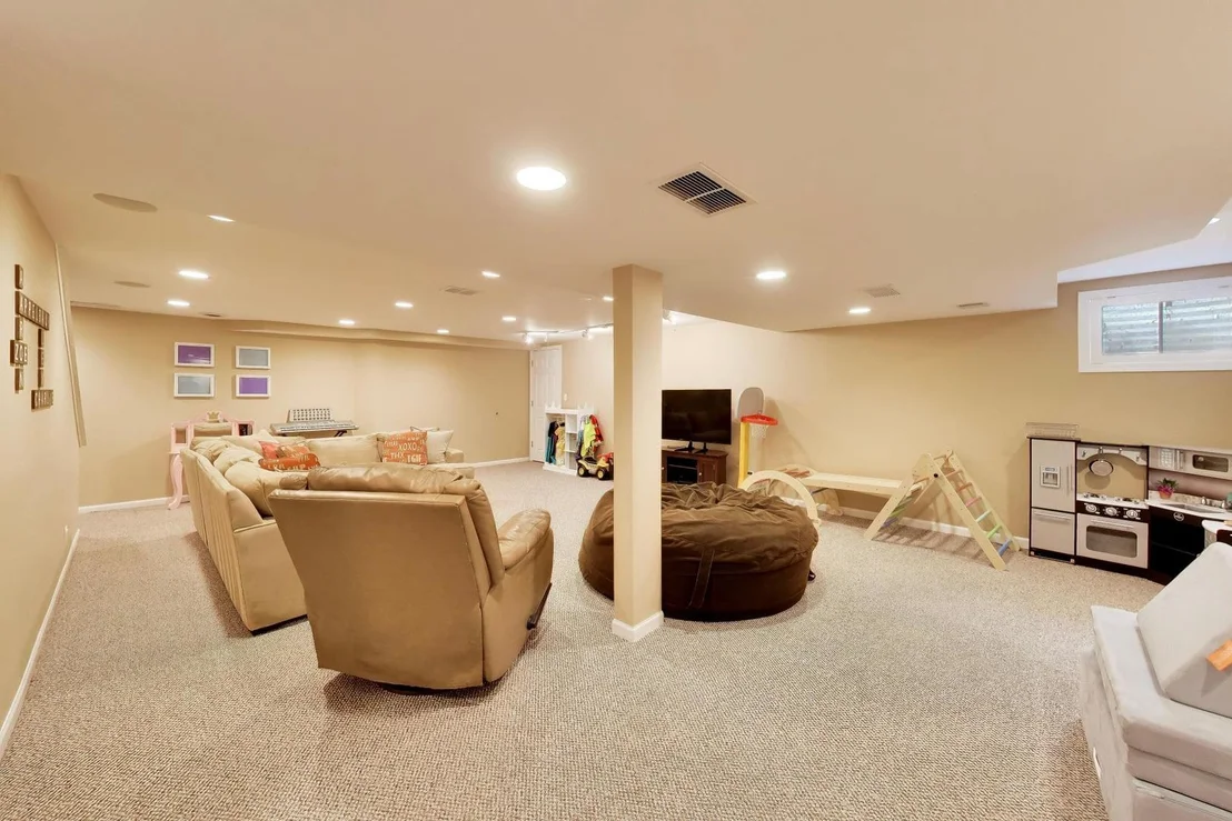 Photo of 802 Wilmot Road