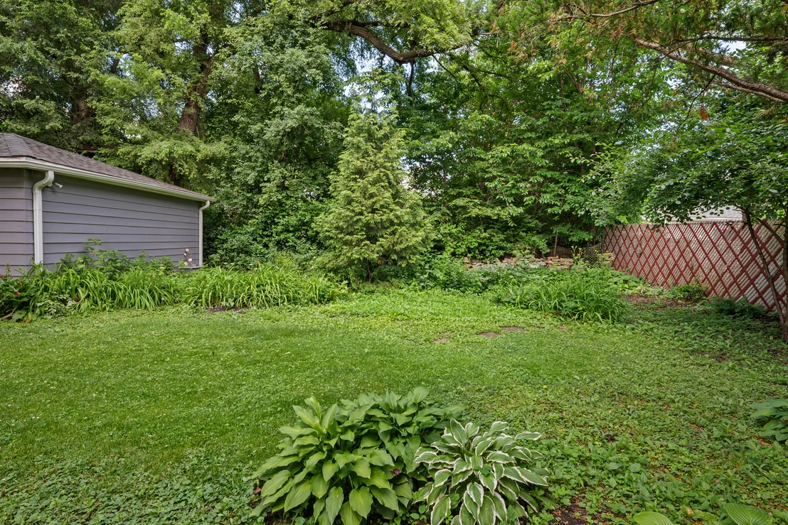 Photo of 389 Addison Road