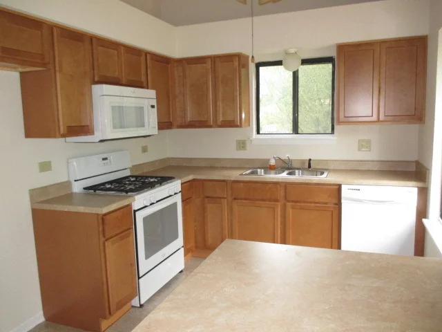 Photo of 352 Forest Court