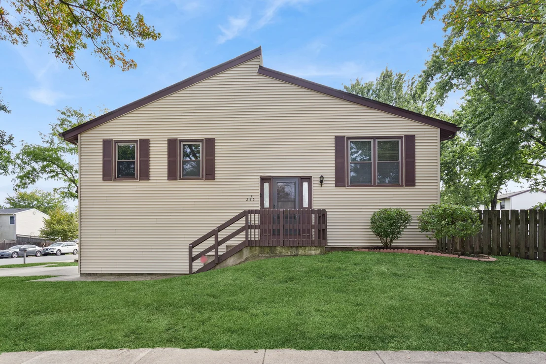 Photo of 285 Navajo Drive