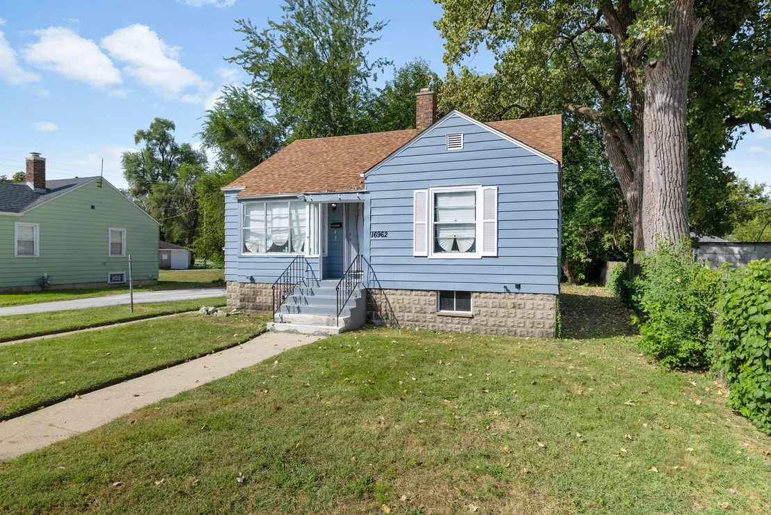 Photo of 16962 Page Avenue