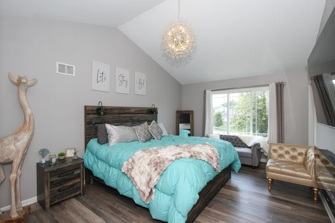 Photo of 465 SPRING RIDGE Drive