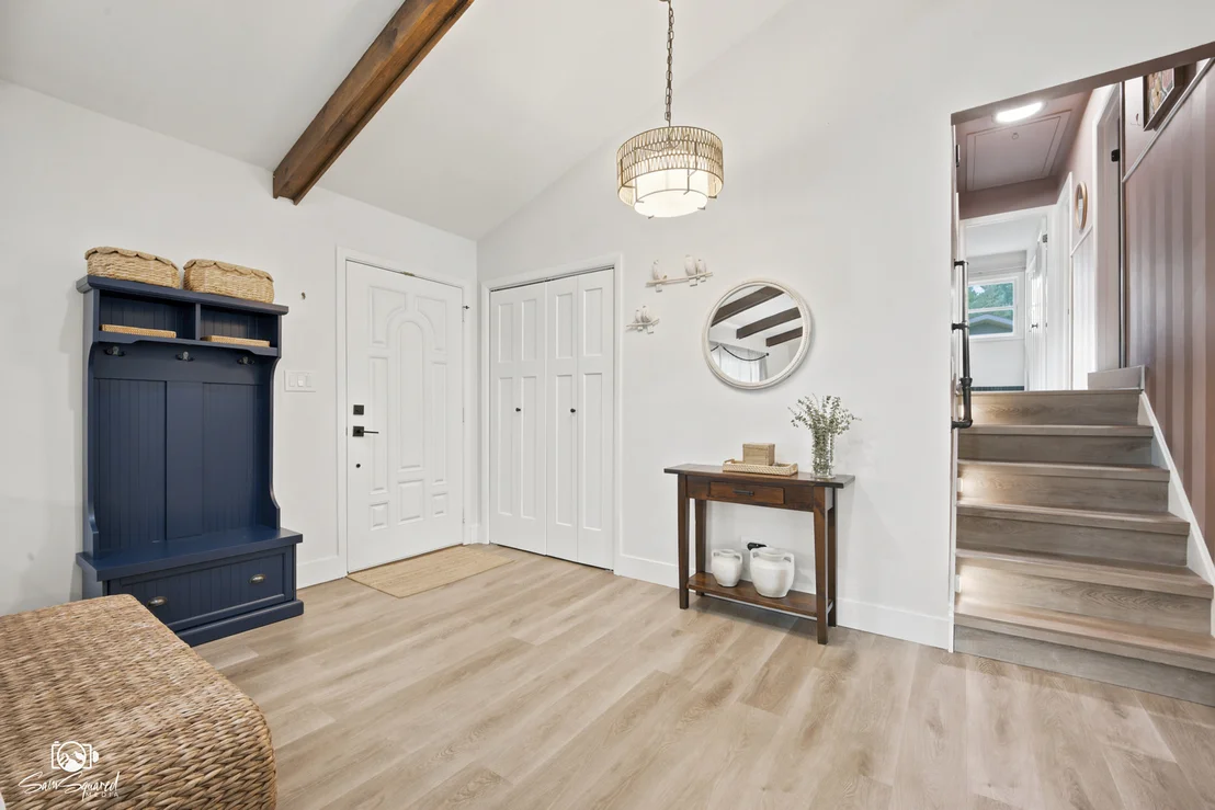 Photo of 11S528 Book Road