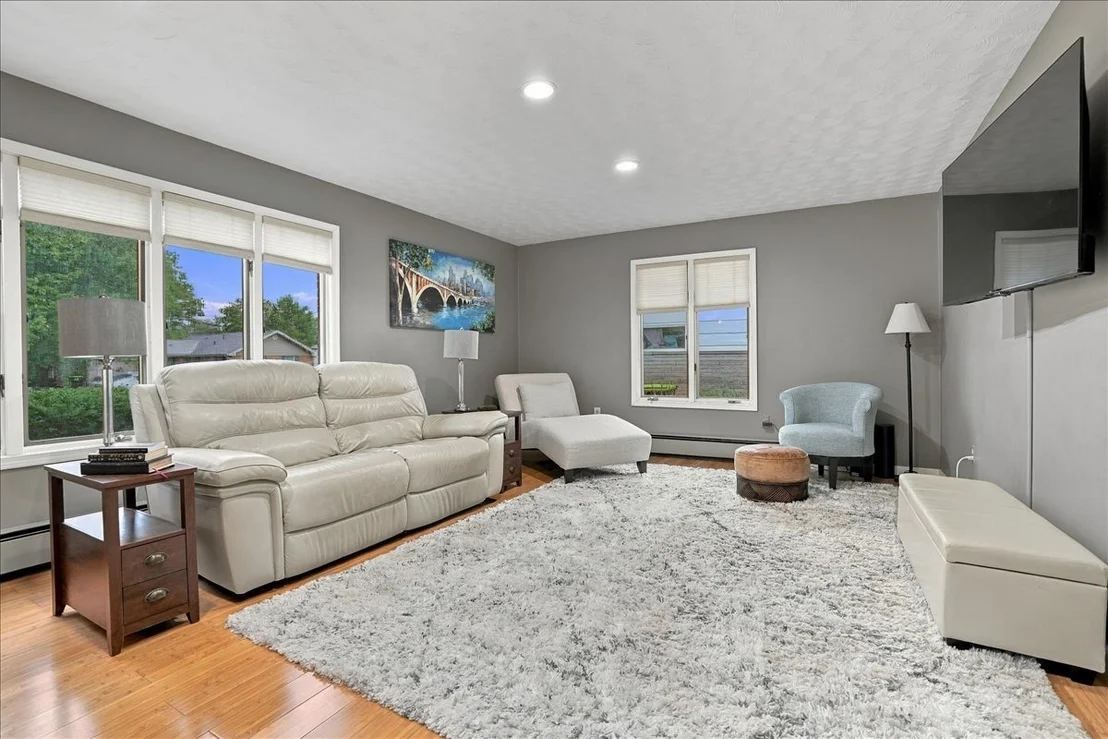 Photo of 518 Sunrise Drive