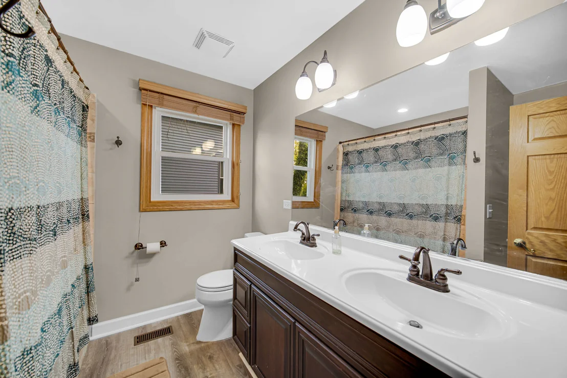 Photo of 2300 Appleby Drive