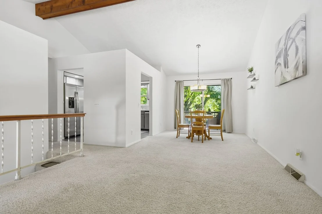 Photo of 218 Cambridge Drive