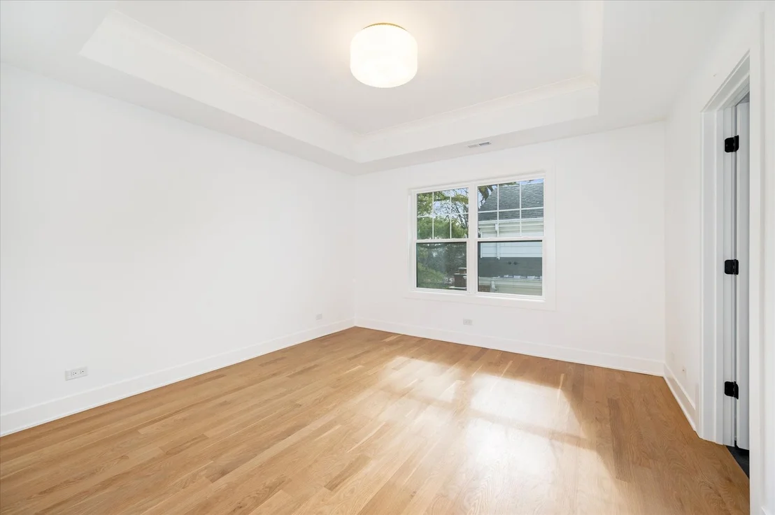 Photo of 964 S Hillside Avenue