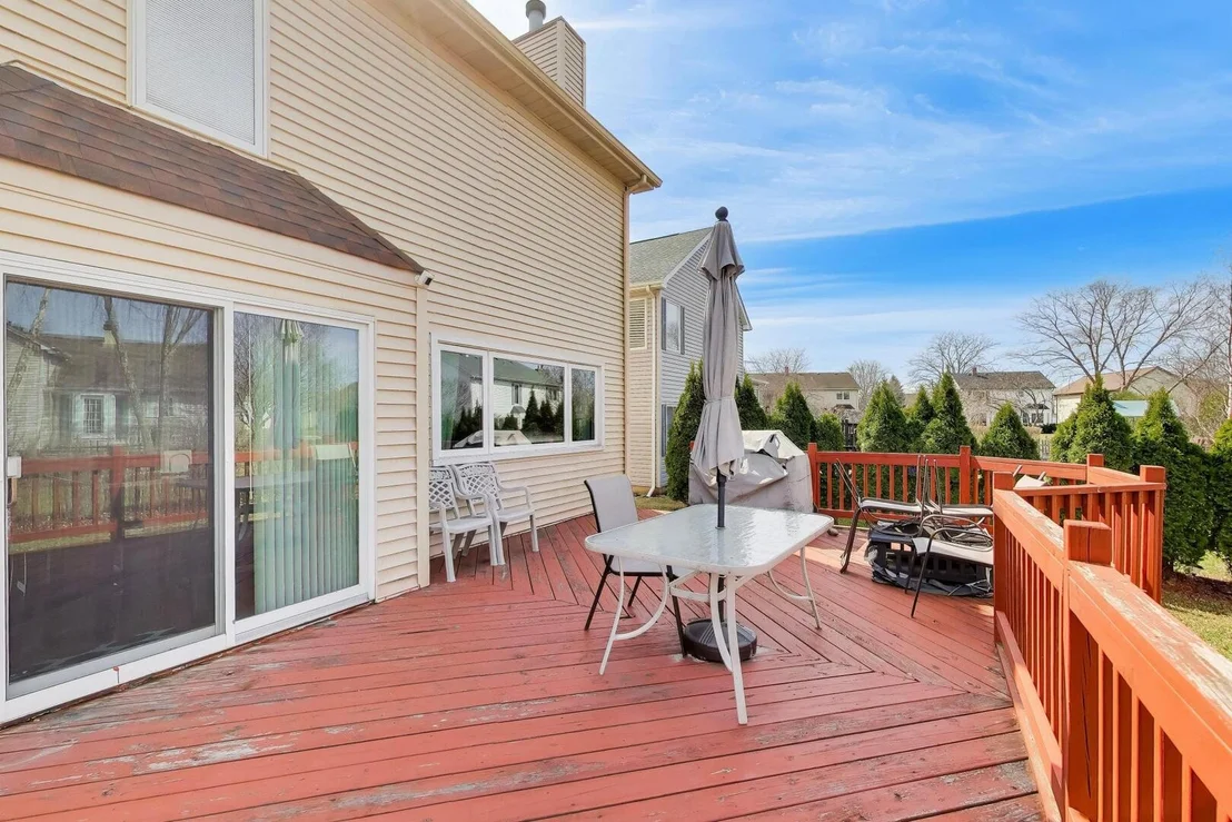 Photo of 1075 Longford Road