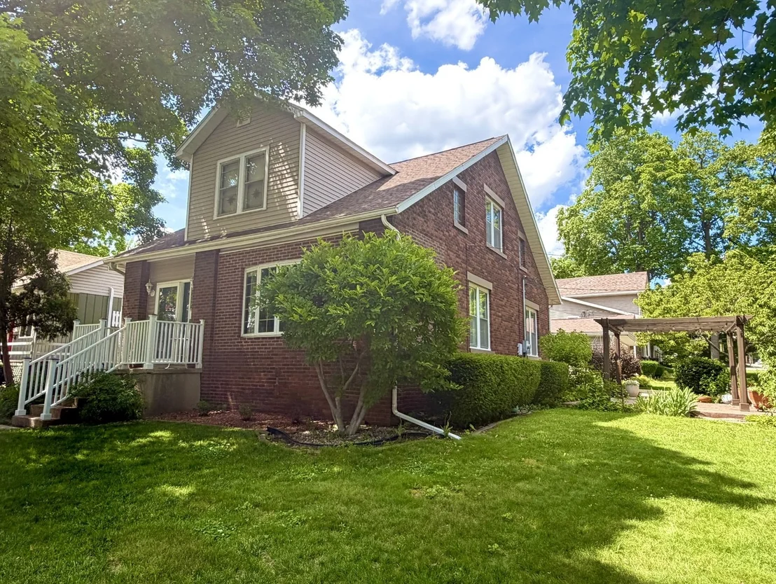 Photo of 1203 6th Street