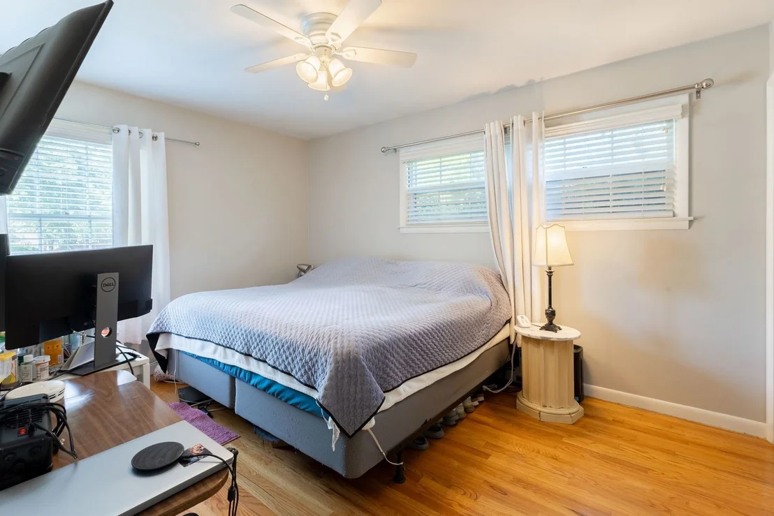 Photo of 4359 Lincoln Avenue