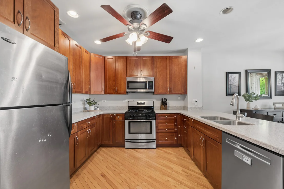 Photo of 402 Crescent Street