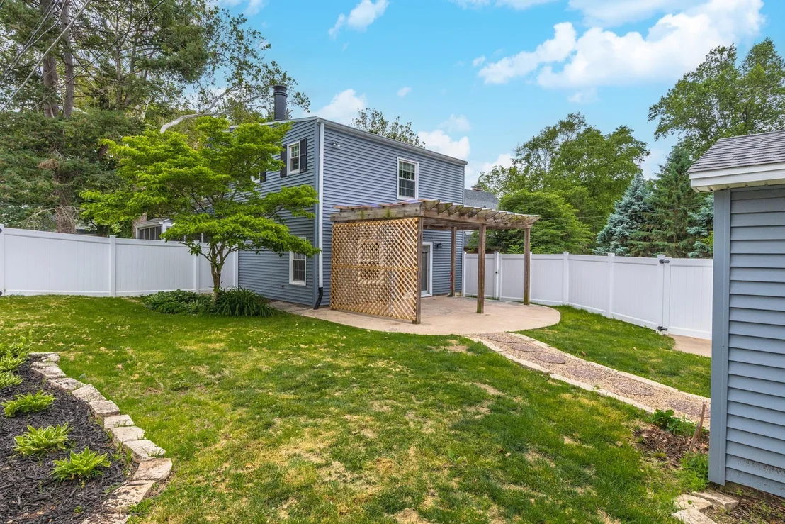 Photo of 12 Norbloom Avenue