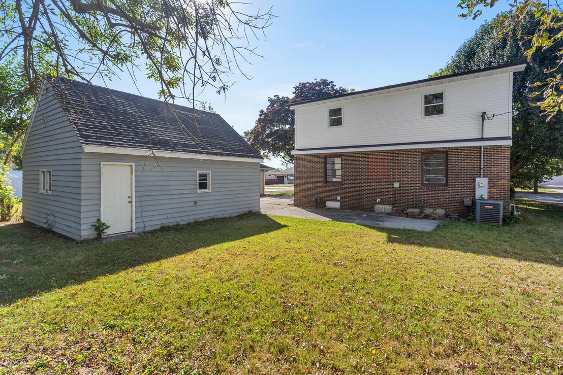 Photo of 3116 Oak Avenue