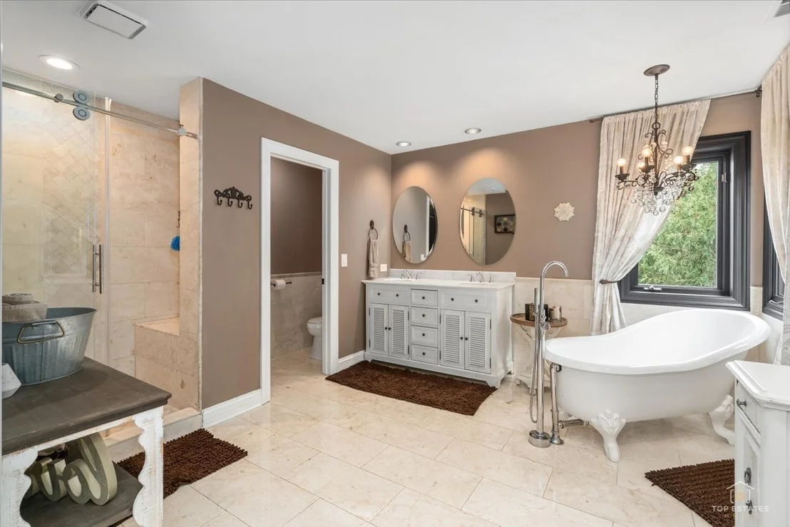 Photo of 1590 Eagle Ridge Drive