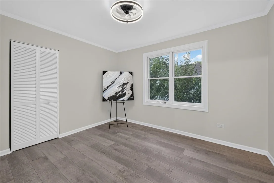 Photo of 211 N Graylynn Drive