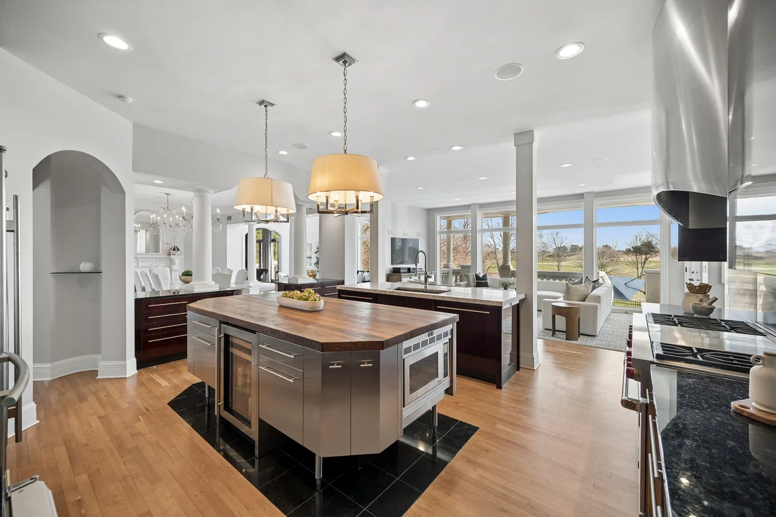 Photo of 1597 Monterey Drive