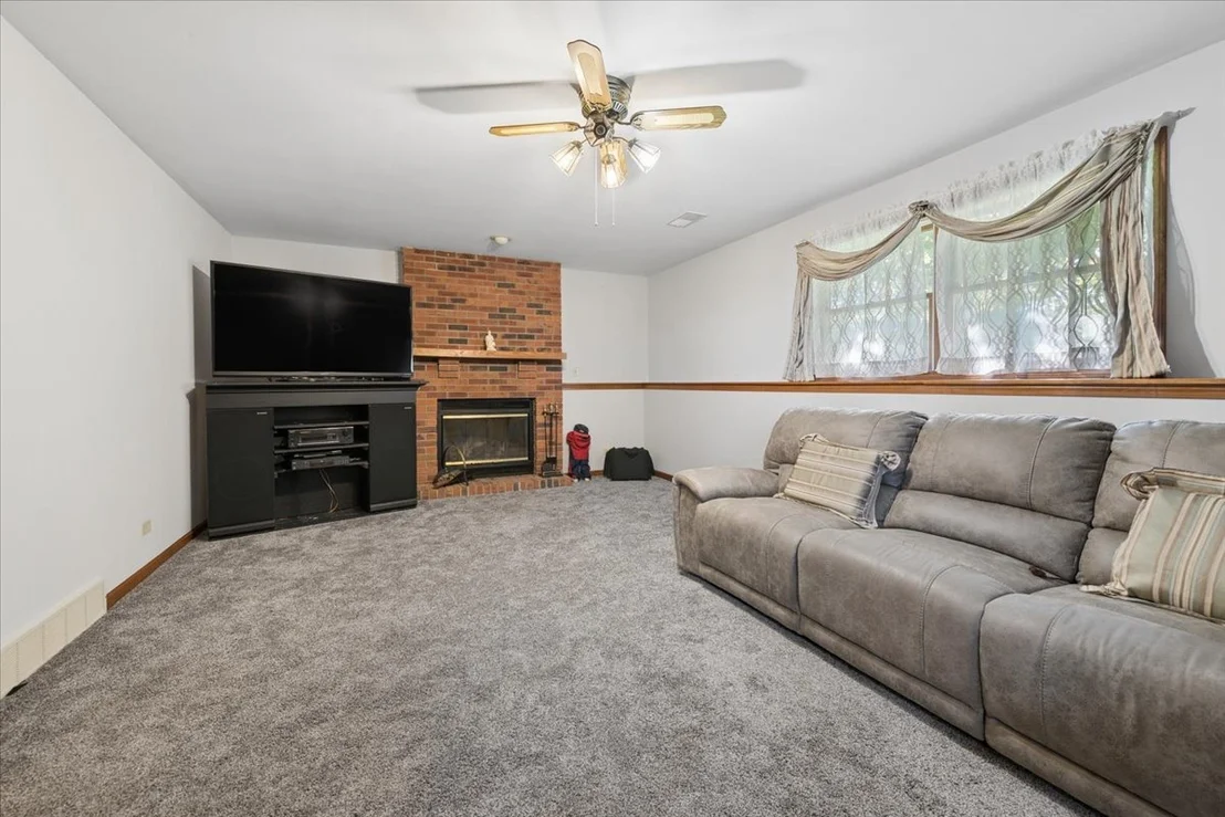Photo of 12504 Pine Drive