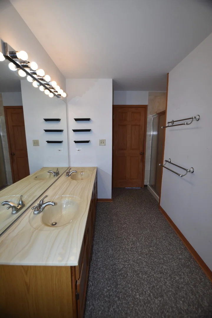 Photo of 4475 Olmstead Drive