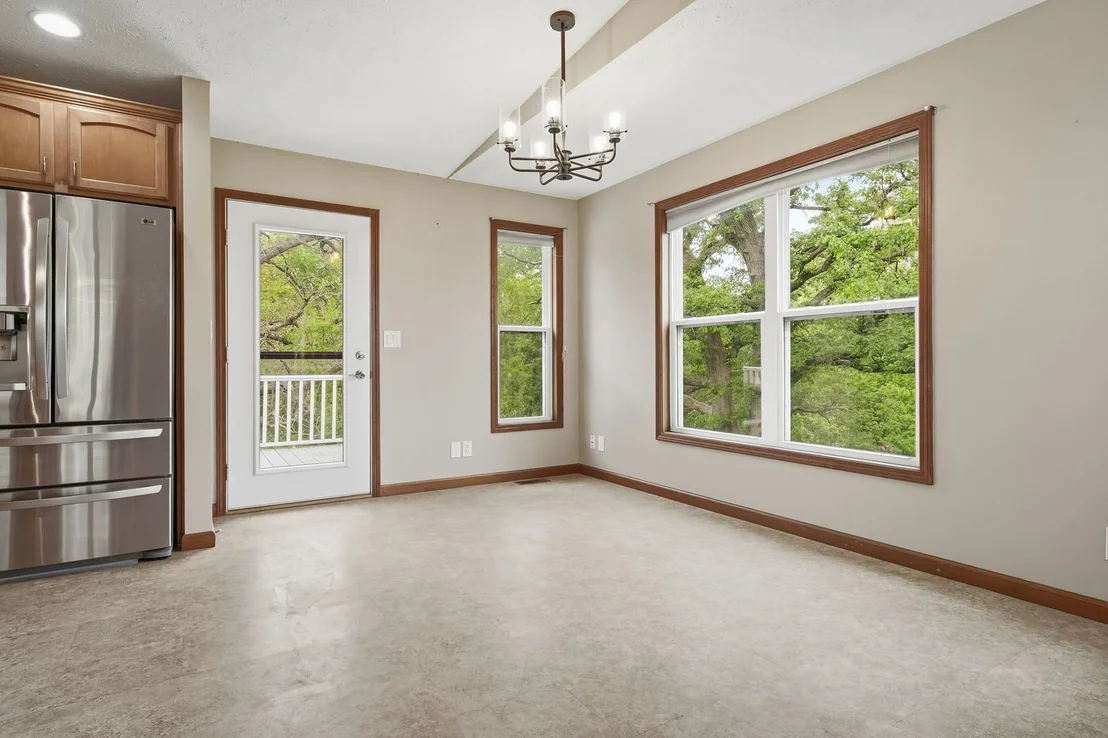 Photo of 2662 Evans Road