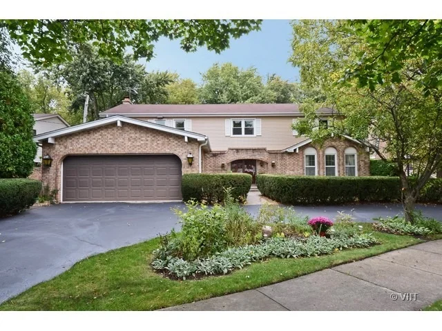 Photo of 3450 Riverside Drive