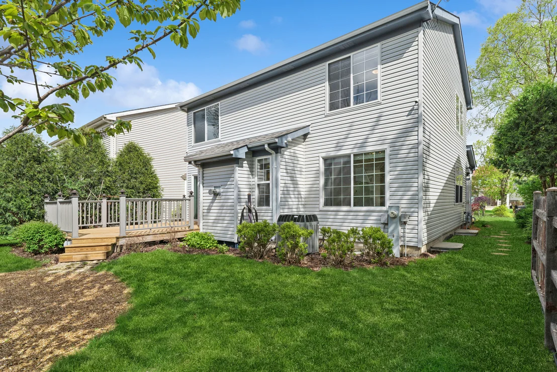 Photo of 955 Blackburn Drive