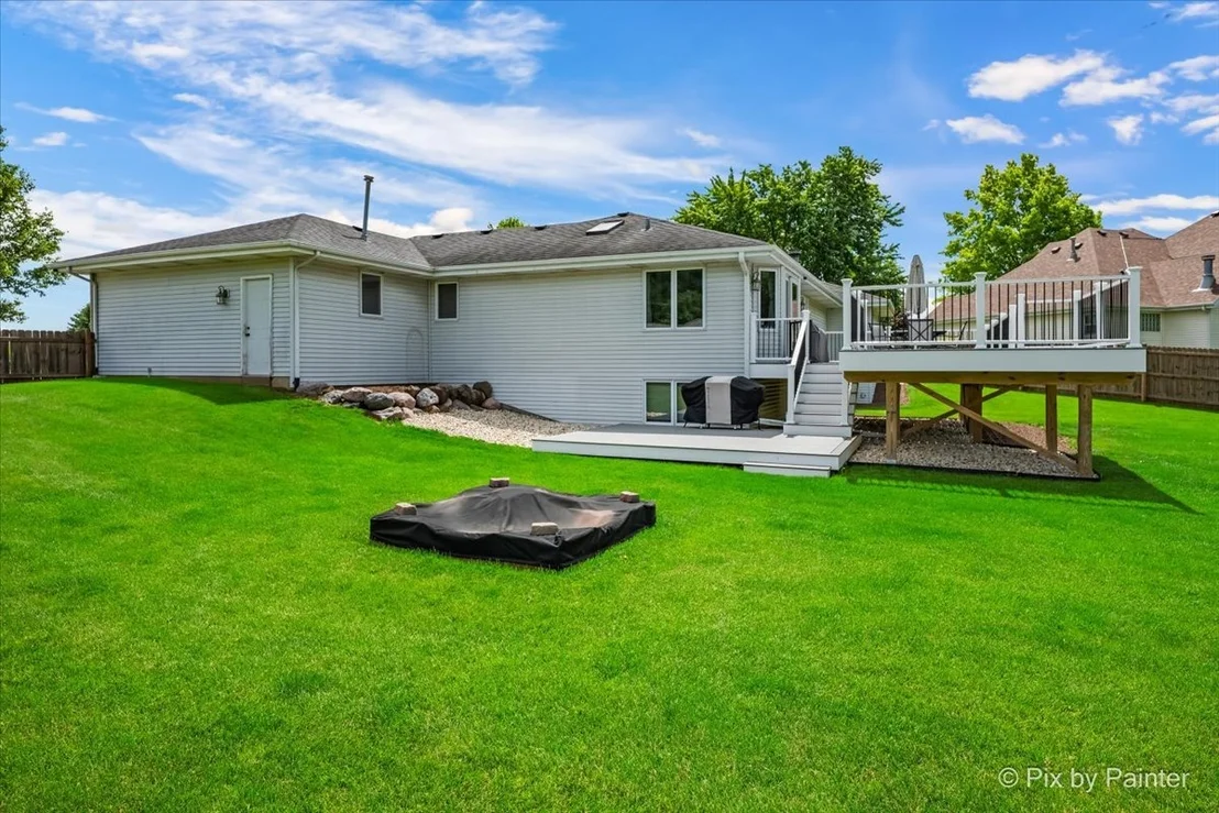 Photo of 7585 Derby Close