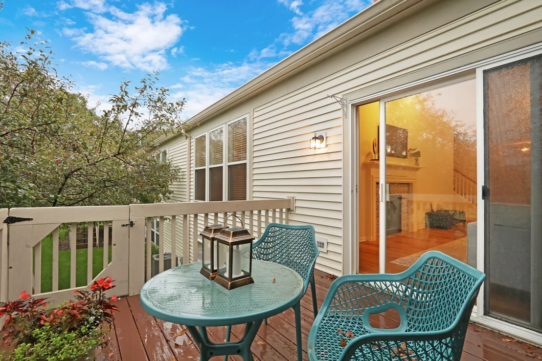 Photo of 2835 Waterfront Avenue