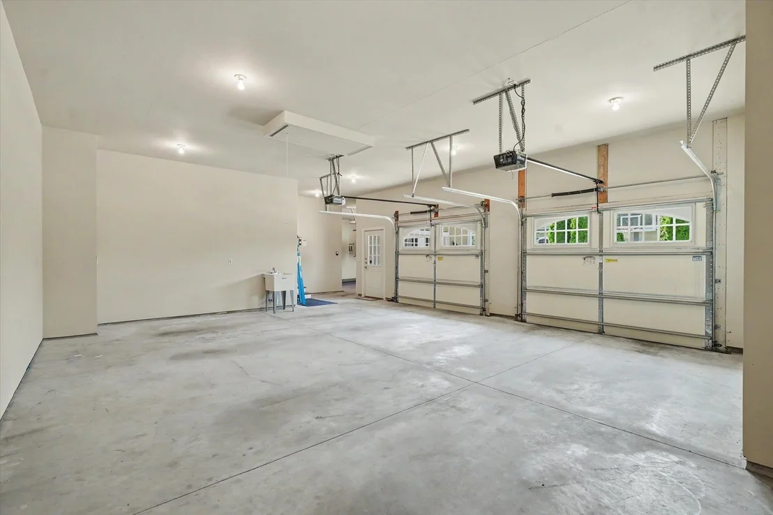 Photo of 1706 Mullikin Drive
