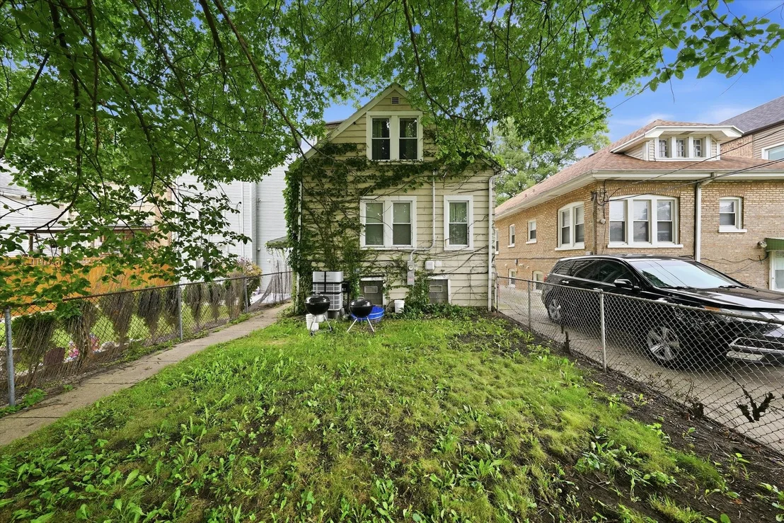 Photo of 1329 MAPLE Avenue