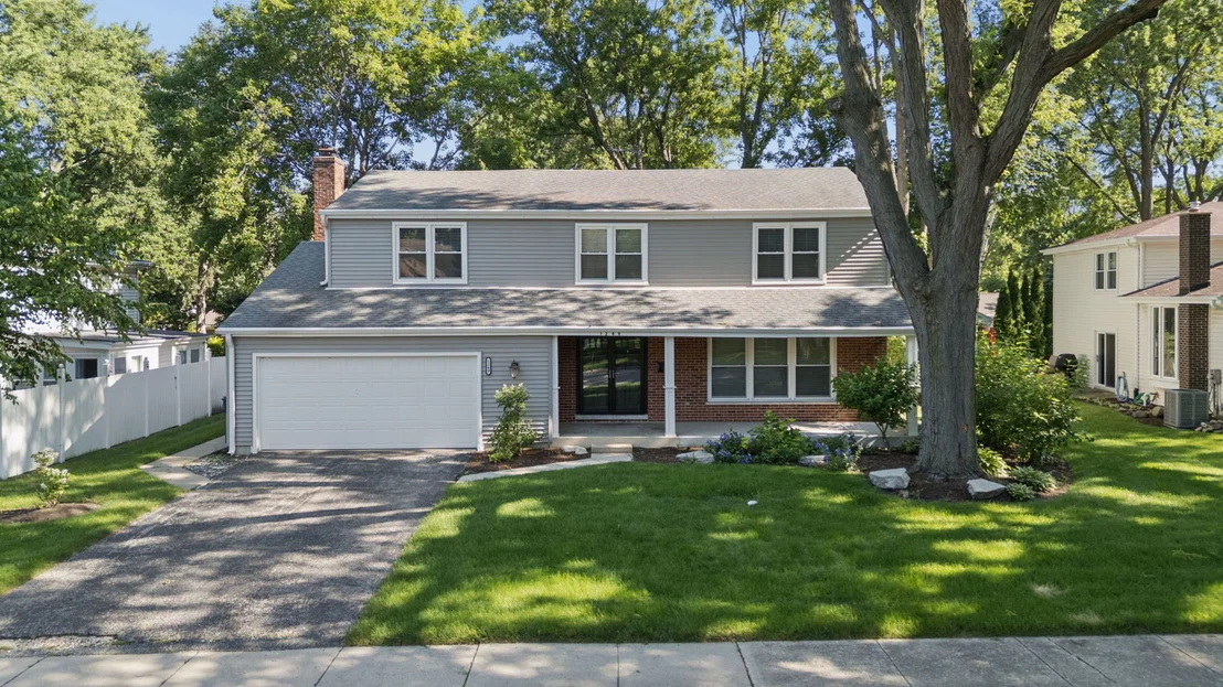 Photo of 1249 STONEGATE Road