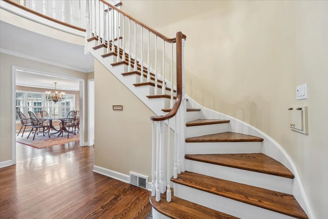 Photo of 1185 Hill Road
